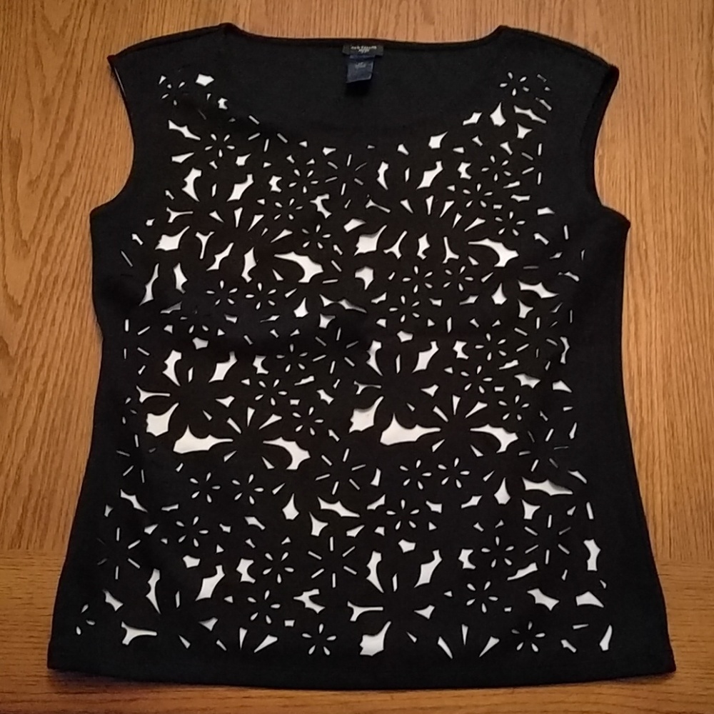 Ann Taylor Factory lazer cut top
